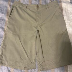 Boy’s Under Armour UA Active Heat Gear Dri-Fit Khaki Golf Shorts - Size Youth 14